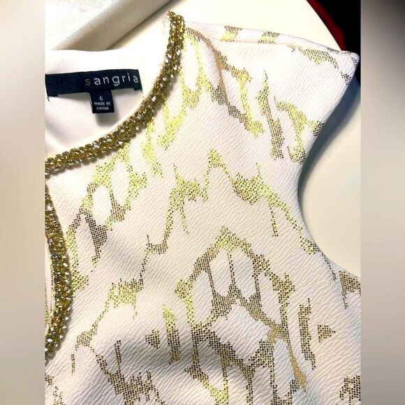 Sangria White and Gold Metallic Cap Sleeve Rhinestone Shift Dress - Picture 8 of 12